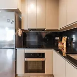 2-br Close To Radio Roger That By Pik Host * Shkodër