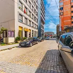 2-br Close To Radio Roger That By Pik Host * Shkodër