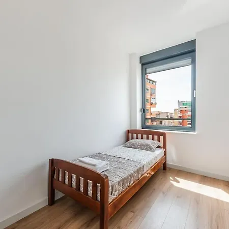 アパート 2-br Close To Radio Roger That By Pik Host