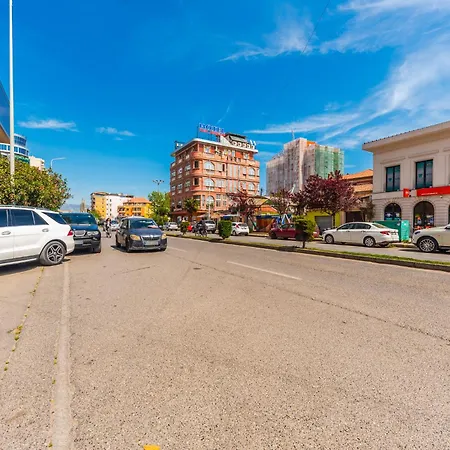 2-br Close To Radio Roger That By Pik Host Shkodër