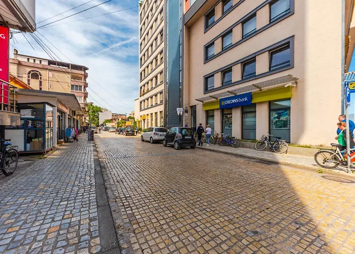 Apartamento 2-br Close To Radio Roger That By Pik Host Shkodër
