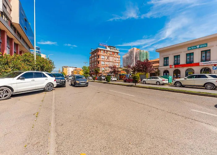 2-br Close To Radio Roger That By Pik Host Shkodër
